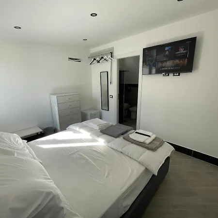 La Casa Delle Fate-area Marina Protetta Guest house